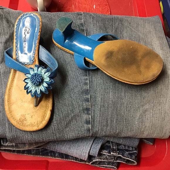 NO BOUNDARIES woman’s low heeled sandals sz 6 1/2 - Picture 7 of 7